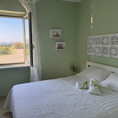 Edoardo E Franca Apartment มินตูร์โน ภายนอก รูปภาพ