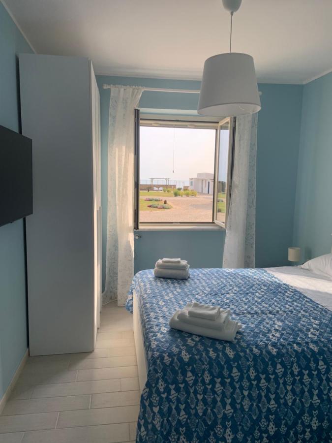 Edoardo E Franca Apartment มินตูร์โน ภายนอก รูปภาพ