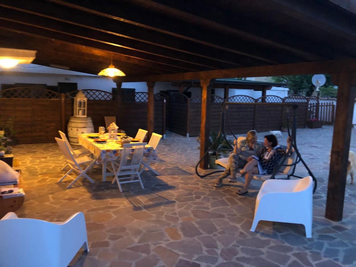 Edoardo E Franca Apartment มินตูร์โน ภายนอก รูปภาพ