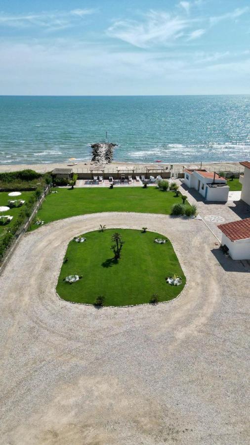 Edoardo E Franca Apartment มินตูร์โน ภายนอก รูปภาพ