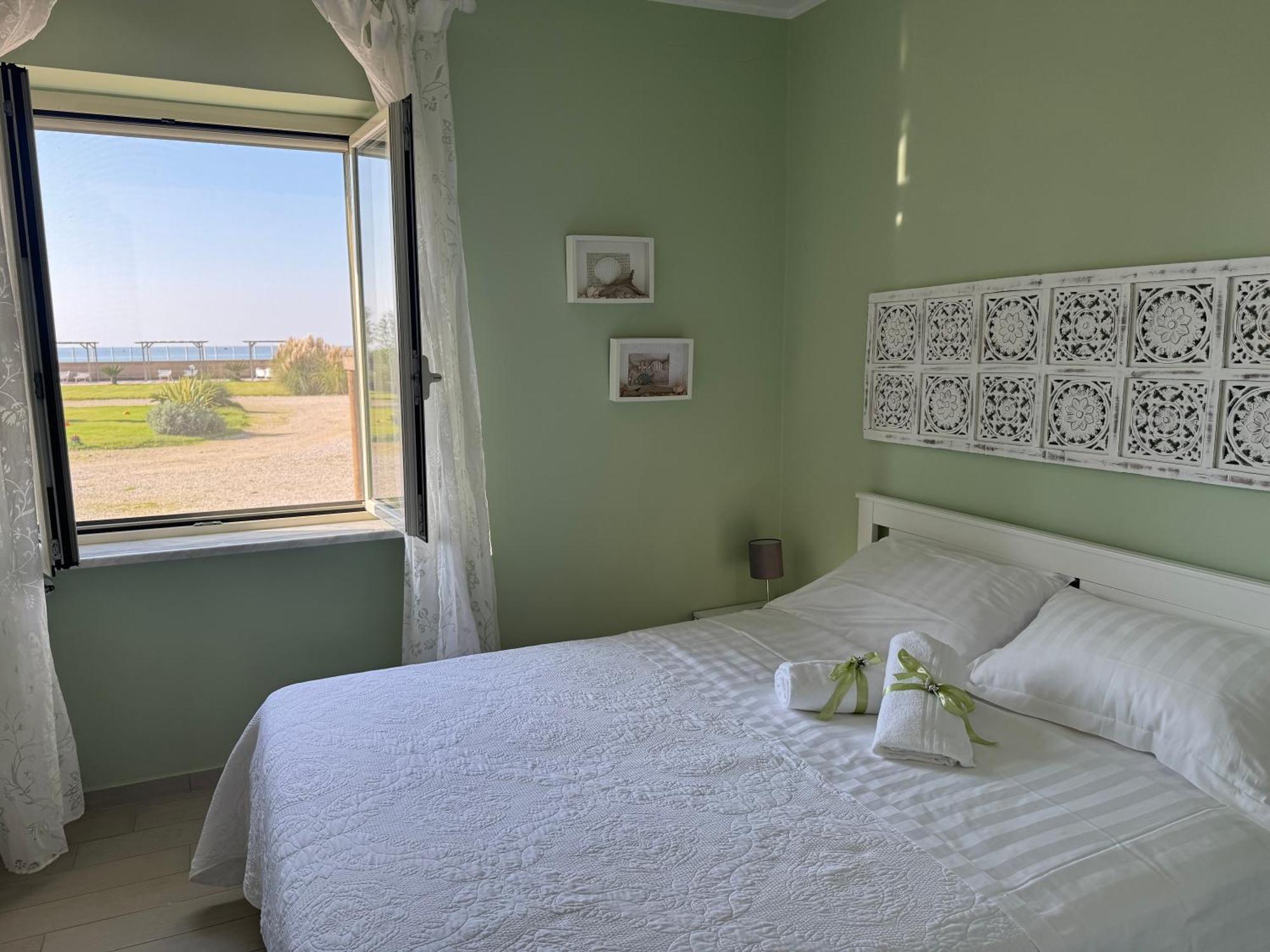 Edoardo E Franca Apartment มินตูร์โน ภายนอก รูปภาพ